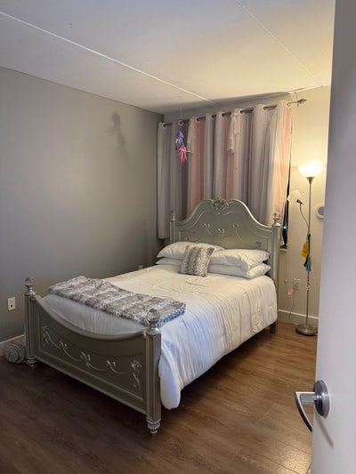 Roommate Wanted! Main Photo