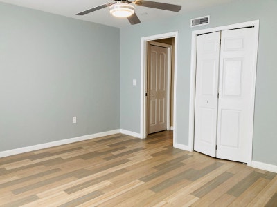 Luxury Duplex Apartment In Harrisburg! Main Photo