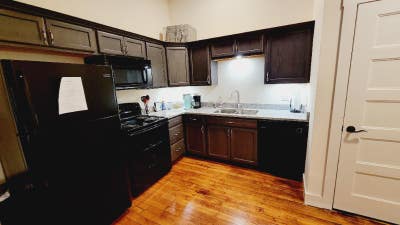 Studio Apartment in Downtown Lynchburg Main Photo