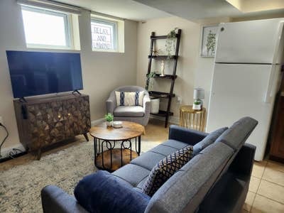 Private Apartment  Peaceful & Bright Studio Next t Main Photo