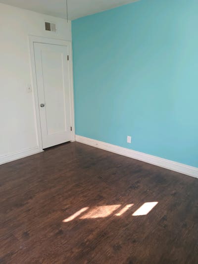 Quiet place  Main Photo