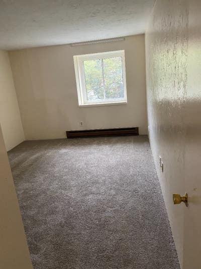 1 bed bathspacious living roomkitchen with dining  Main Photo