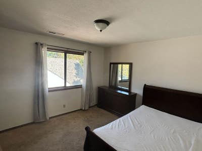 Duplicate of Furnished Bedroom for Rent within a  Main Photo