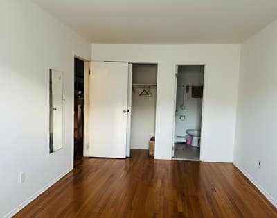 Master Bedroom w/ Private Bath in Flushing  Main Photo