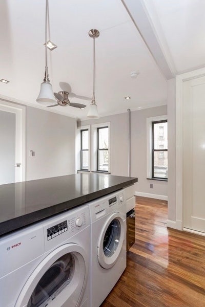 No Fee| 1Bed | in-Unit Washer & Dryer Main Photo