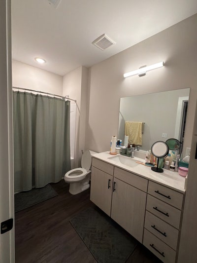 Sharing Furnished apartment  Main Photo