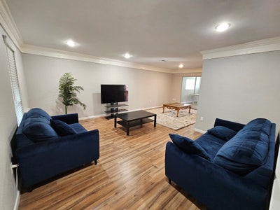 Peaceful Furnished Rooms for Students near Katy TX Main Photo