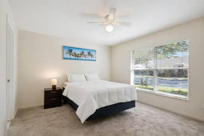  Cozy Modern Home in Melbourne | Near Work + Coast Main Photo