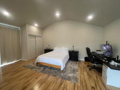 Furnished 1BRBA with Private Entrance — 10 minute Main Photo