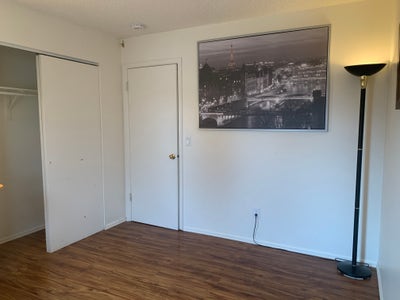 Room in House - Part-Time Resident Landlord Main Photo