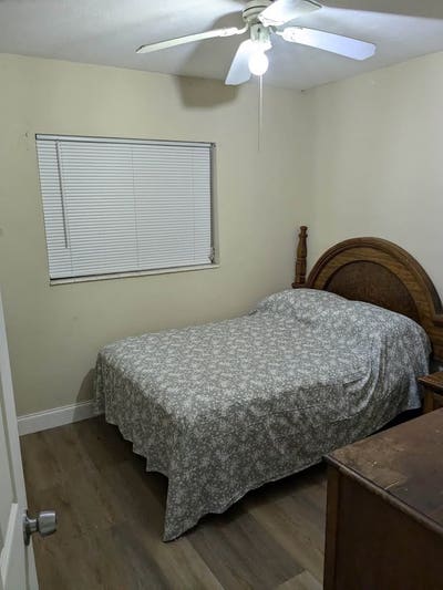 Room for Rent $275 a Week Only $500 Security-  Main Photo