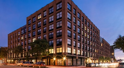 (NYC) Dec 1 - Jan 1 — Greenpoint master bedroom Main Photo