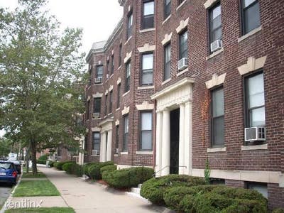 Comfortable Room Near Boston College Main Photo