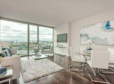 Luxurious 10th Floor 1B1B Condo-Downtown San Jose Main Photo