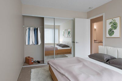 Small room for rent Main Photo