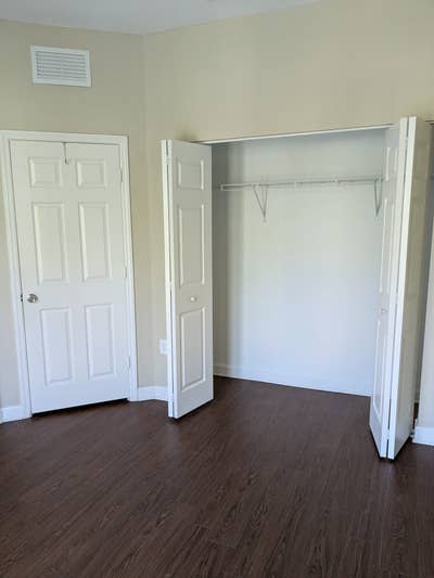 Room for Rent – Great Location in Kendall (33186) Main Photo