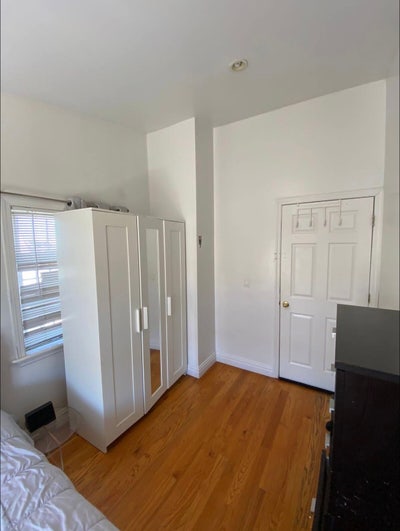 Room for Rent,  Responsible Adult Only Main Photo