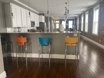 Room_Private master BR Main Photo