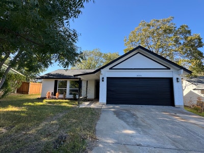 Modern Co_Living Home Near Q2 Stadium & The Domain Main Photo