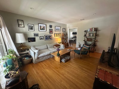 Beautiful Furnished Apartment in Santa Monica.  Main Photo