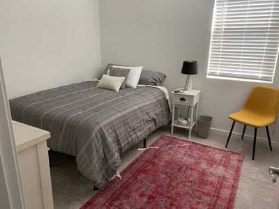 Room for Rent-43rd Ave/Baseline! Welcome Home!  Main Photo