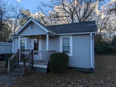 Generous rooms in Concord Main Photo