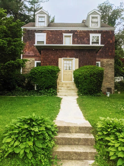 Room in 100 year old house for Spring Semester and Main Photo