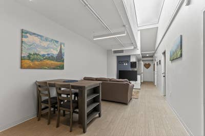 Dorm Sytle Living – Comfy  Coliving Apt with Baske Main Photo