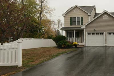 ISO Roommate for Large Finished Basement Room Main Photo