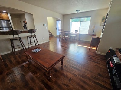 Large house with private bedroom | all utils inc Main Photo