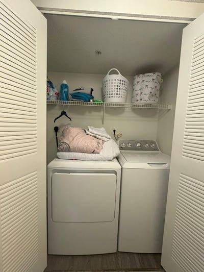 Apartment  Main Photo