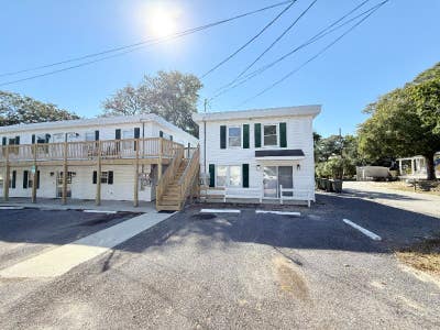 120 N. Pinewood Drive#4 Main Photo