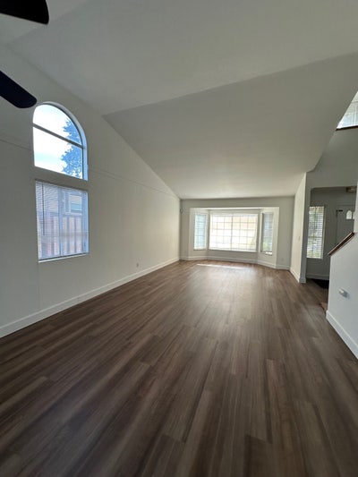 Recently Renovated Windsor home looking for female Main Photo