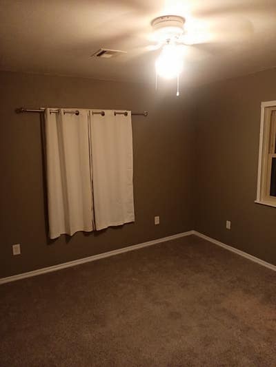 Rooms for rent in harrah  Main Photo