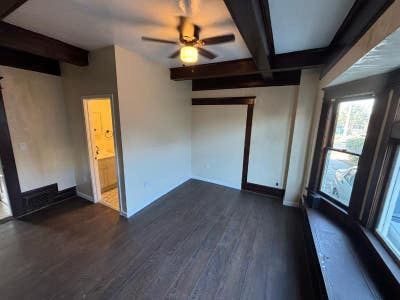 For rent private room + private bath $1,month Main Photo