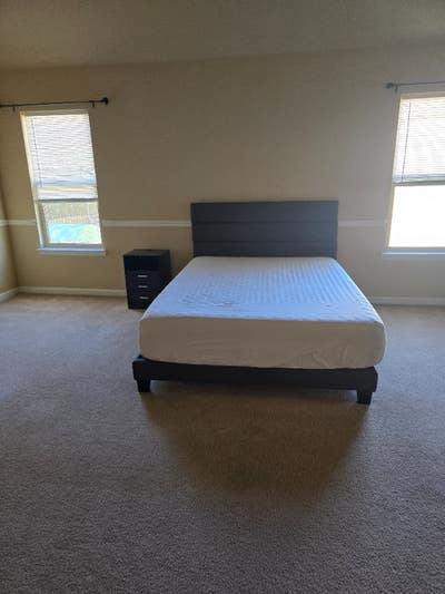 Huntcliffe Room 1 Main Photo