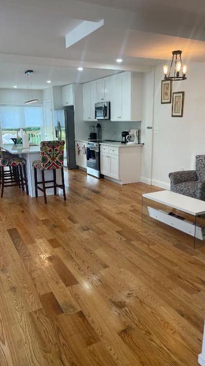 Cozy New Home Furnished Rooms for Rent.  Main Photo