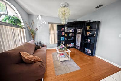 South Tampa Home close to Downtown Main Photo