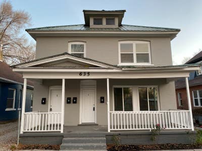 Remodeled 1BRBA with On_Site Laundry & Parking — S Main Photo