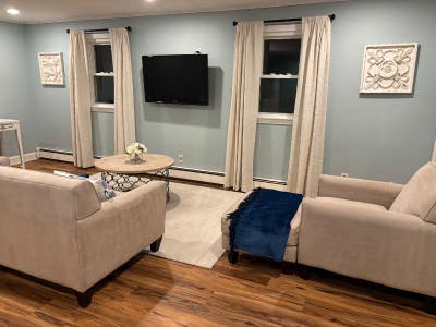 Bright one BR fully furnished utilities are includ Main Photo