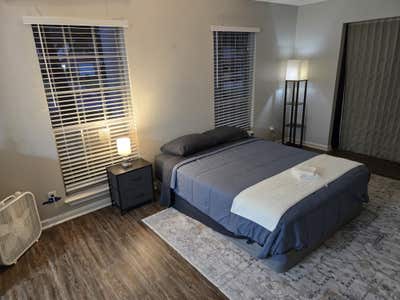 WOMEN ONLY property Living Area & Bedroom Suite Main Photo