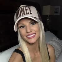 Looking for a month-to-month Main Photo