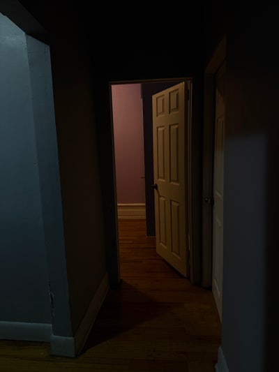 Medium room with closet  Main Photo