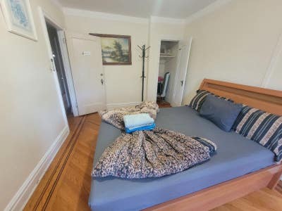 Private Room in CleanQuiet Brooklyn Apartment 30 D Main Photo