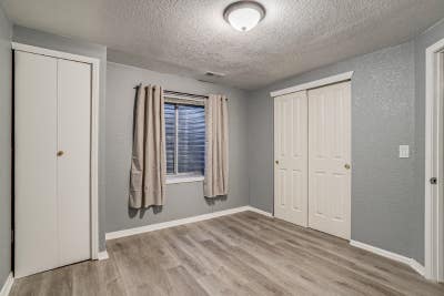 Modern Co_Living Room in Prime Thornton Location_ Main Photo