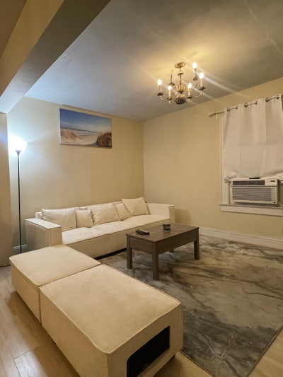 Private bedroom available Main Photo