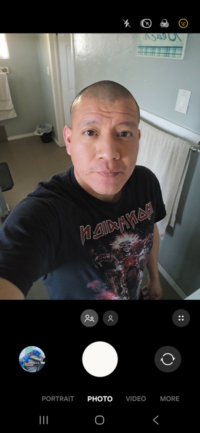 Professional Male seeks a small or large room Main Photo