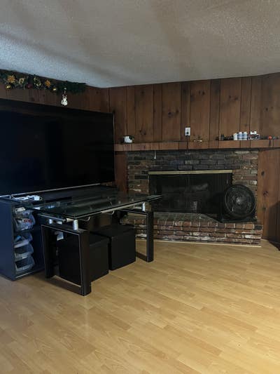 Large Bedroom for Rent Main Photo