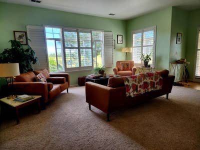 Private room & bathroom with pool and gym access i Main Photo