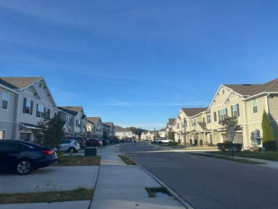 Private Room shared Bath available at Riverview Main Photo